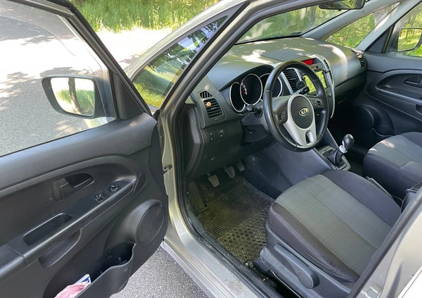 Kia Venga cena 24000 przebieg: 232000, rok produkcji 2011 z Miasteczko Śląskie małe 46